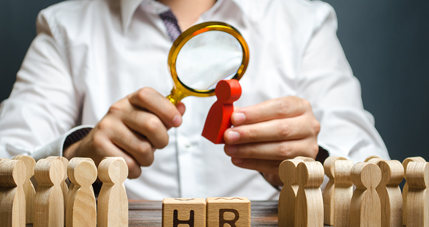 RPO vs Traditional Hiring: Key Differences and Benefits Explained