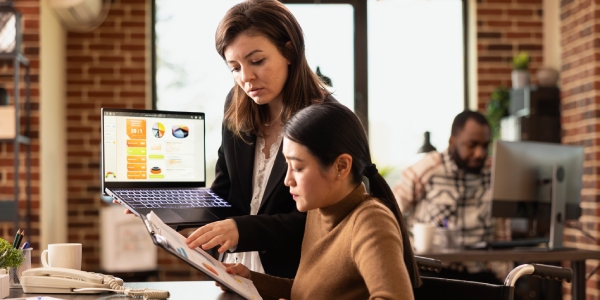 Lead qualification and sales conversation