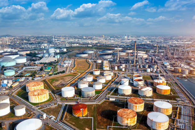 Oil and gas refinery